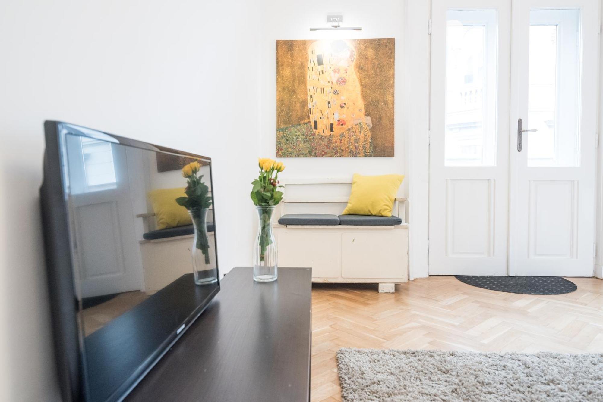 בודפשט Newsunny Apartment At The Budacastle מראה חיצוני תמונה